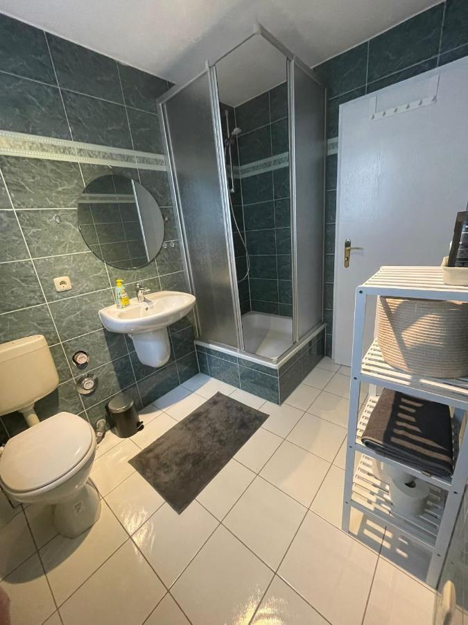 Ruhiges Apartment Im Herzen Von Gera Extérieur photo